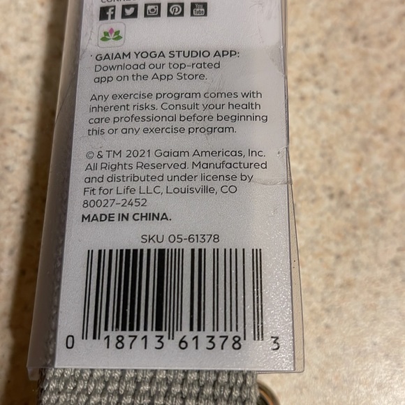 Gaiam Yoga Strap - New in Package - Picture 5 of 7